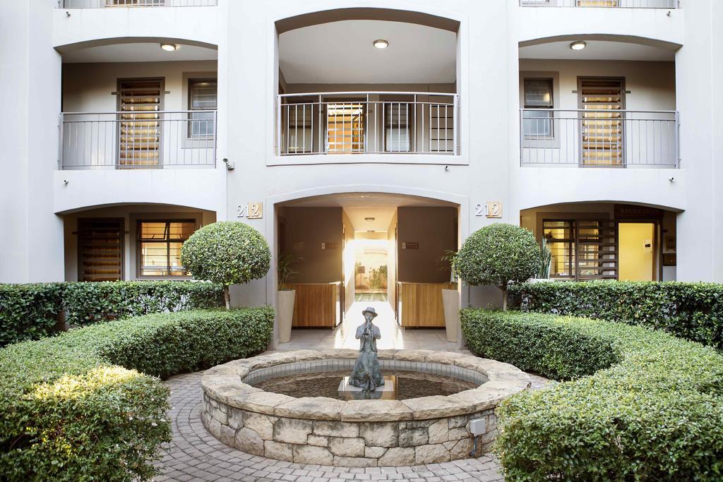 Faircity Grosvenor Gardens Pretoria Exterior foto